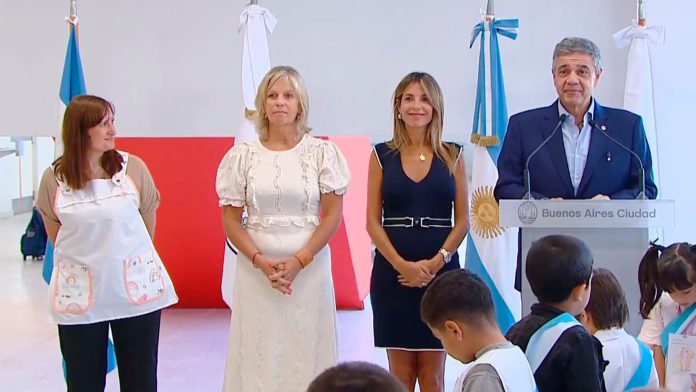 Jorge Macri inauguró el ciclo lectivo 2026 en una nueva escuela en Barracas: “Van a aprender programación y robótica desde 1° grado”