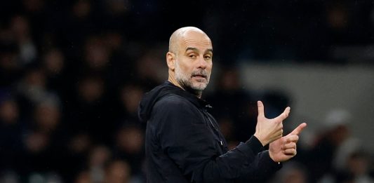 La ironía de Pep Guardiola contra los directivos del Manchester City que abrió el debate en Inglaterra