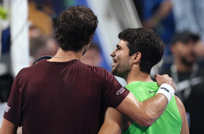 La llamativa pregunta que sorprendió a Carlos Alcaraz tras un partido en Doha