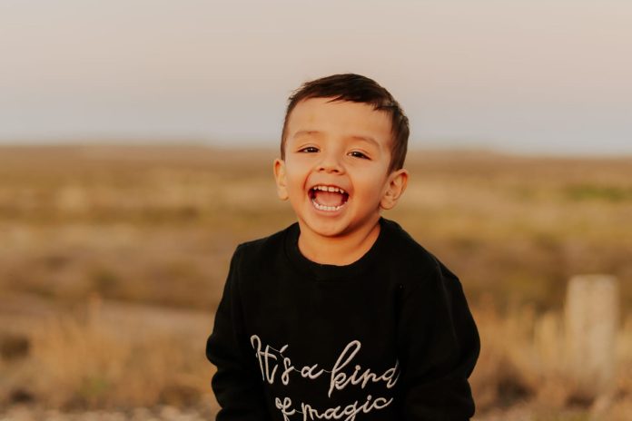 Pidieron tres años de prisión para el anestesiólogo condenado por la muerte de un niño en una cirugía: “Se distrajo con el celular”