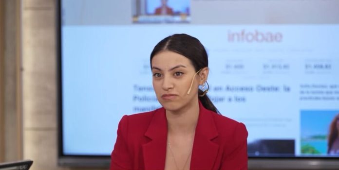 Pilar Urbina, campeona argentina de oratoria, busca apoyo para representar al país en la Liga Mundial en Antigua y Barbuda