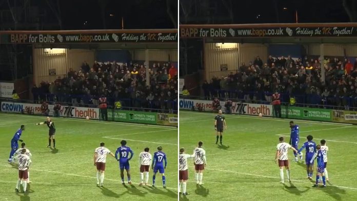 Tenía un penal a favor, pero por un insólito error terminó en tiro libre para el rival: “Nunca había visto nada parecido”