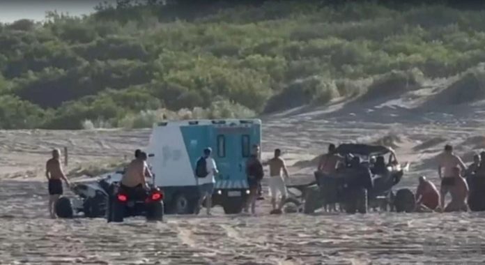 Trasladaron a una clínica de la Ciudad de Buenos Aires a la joven que volcó en una UTV en Villa Gesell