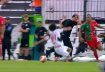 Una jugada nunca vista: el VAR anuló el gol de un equipo por una falta de su entrenador