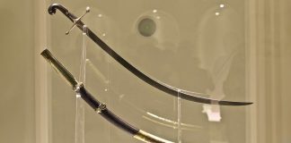 Ya se puede visitar gratis el sable corvo de San Martín: lugar, días y horarios