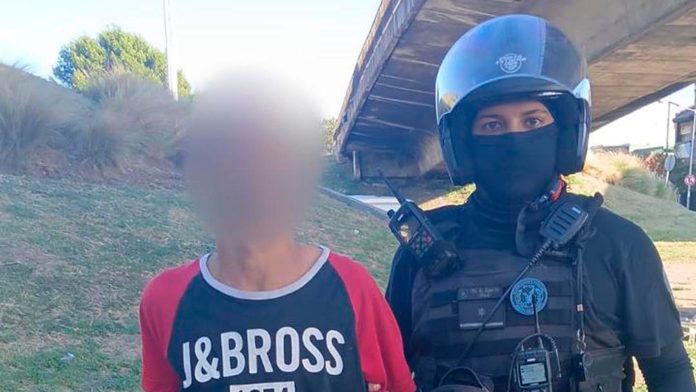 Asalto, alerta y captura: la Policía de la Ciudad recuperó un auto que había sido robado media hora antes en Quilmes