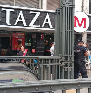 Caballito: cayó mampostería dentro de un local de comidas y evacuaron a clientes y empleados