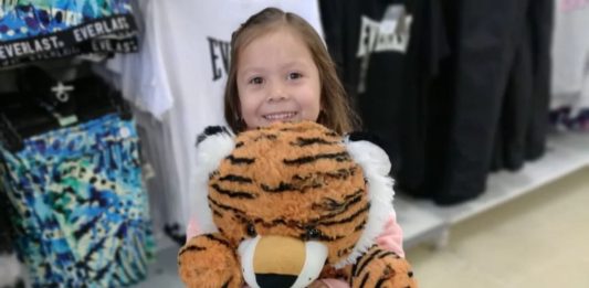 Condenaron a 23 años y 4 meses de prisión al adolescente acusado de matar a Kim Gómez