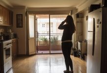 Cuatro de cada diez jóvenes argentinos no logra independizarse: alquilar un monoambiente ya supera el 50% del salario