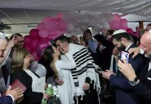 El argentino que se casó en un refugio antimisiles en Tel Aviv: “Las alarmas interrumpieron la ceremonia”