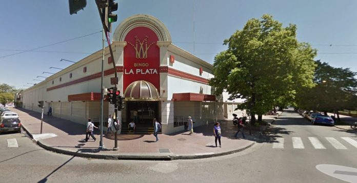 Encontraron muerta a una jubilada de 69 años en el baño del bingo de La Plata