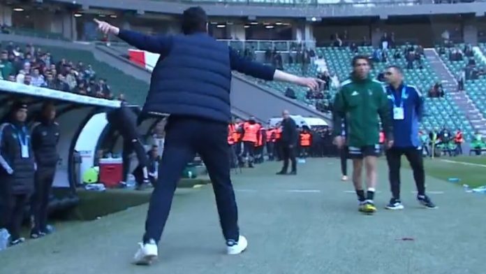 Escándalo en Turquía: la inédita protesta de un equipo ante un fallo arbitral que lo perjudicó