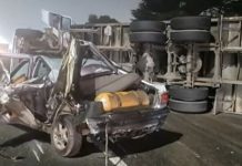 Fuerte choque en Autopista Riccheri: un camión volcó y hay tres carriles reducidos