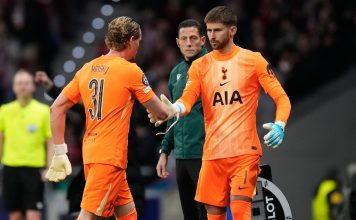 Las críticas al técnico del Tottenham tras el cambio del arquero Kinsky por sus errores ante Atlético de Madrid: “No es humano”