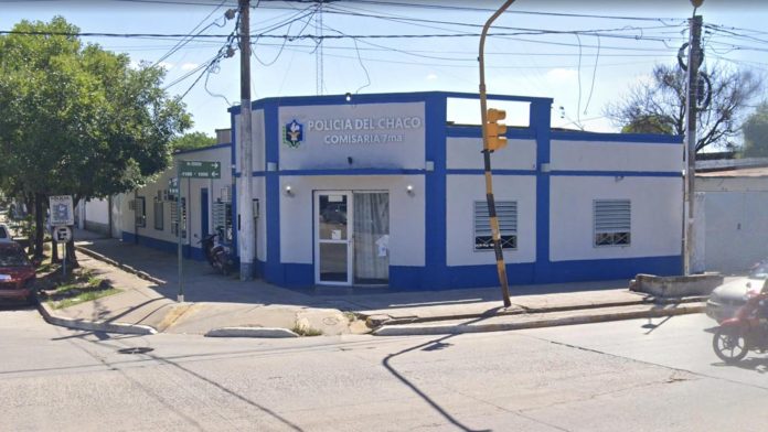 Quiso ingresar cañoncitos con cocaína a una comisaría de Chaco y quedó detenido
