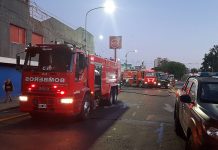 Se incendió una fábrica de bicicletas en Barracas: las imágenes del incidente