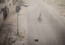 Video: el momento en que un motociclista en Quilmes murió al impactar con una soga