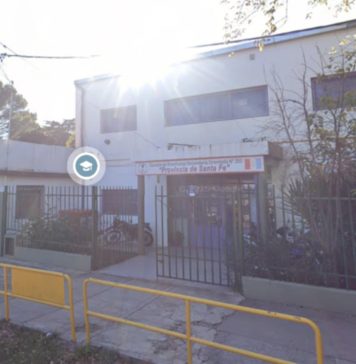 Dejaron banderas con amenazas narco en dos escuelas de Rosario