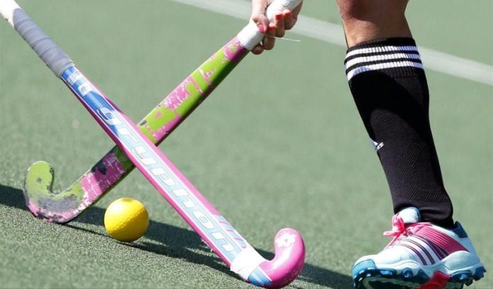 El crudo relato de la jugadora de hockey abusada en un rito de iniciación: “Me puse una bolsa de consorcio encima para que la gente no pudiera verme”
