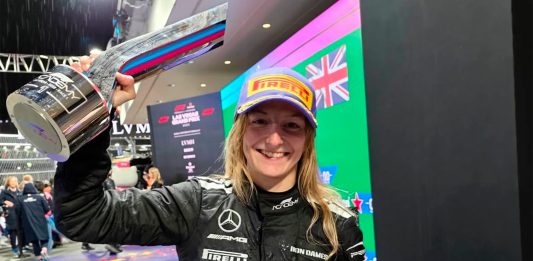 Quién es la piloto mujer a la que Mercedes le permitirá rodar en un coche Fórmula 1