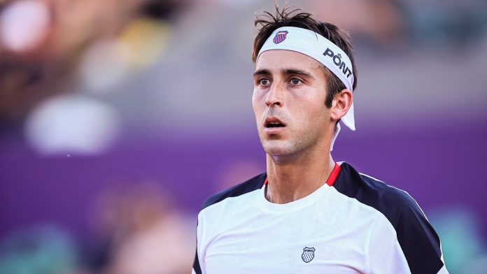 Tomás Etcheverry enfrenta a Carlos Alcaraz en el Masters 1000 de Montecarlo: hora y cómo verlo en vivo