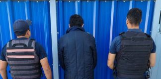 Un hombre intentó matar a su pareja en la habitación de un hotel y amenazó con quitarse la vida antes de ser detenido