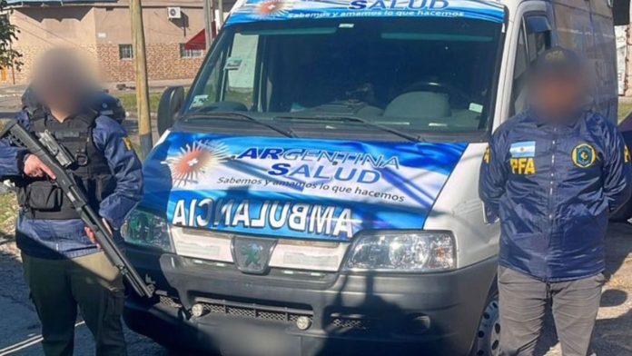 Clínica trucha de La Matanza: clausuraron otros 10 lugares sospechosos y hallaron una valija llena de sellos médicos que complicaron al dueño