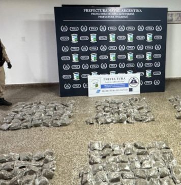 Decomisaron más de 91 kilos de marihuana valuados en 339 millones de pesos y detuvieron a cuatro personas en Corrientes
