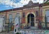 Denunciaron a una preceptora por robarse 45 mil dólares destinado a un viaje de los alumnos: “Me patiné la plata”