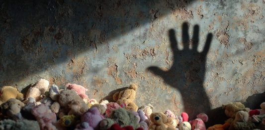 Detuvieron a cuatro hombres y una mujer por explotación sexual de una menor con discapacidad en Salta