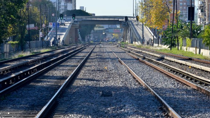 El Tren Sarmiento suspenderá servicios durante tres días: qué tramos afectará