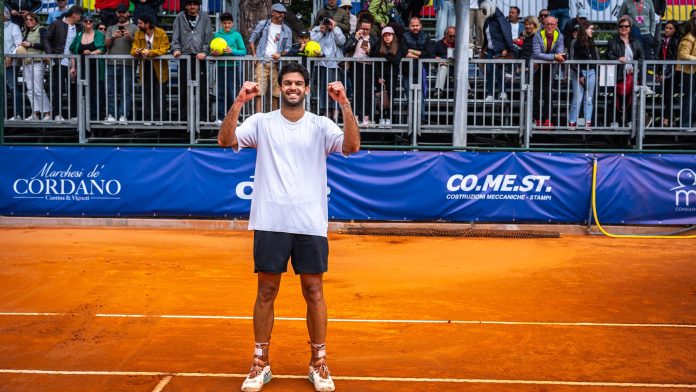 Facundo Díaz Acosta se clasificó a Roland Garros y amplió la presencia argentina en París