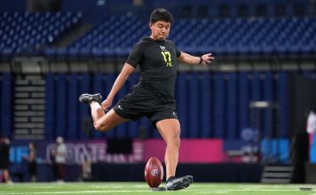 La historia de Kansei Matsuzawa: el pateador que aprendió con YouTube y se convirtió en el primer japonés de la NFL