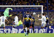 La patada “Kung Fu” de Merentiel con la que Boca Juniors abrió el marcador ante Cruzeiro: el gol de antología que le “robó” a Paredes