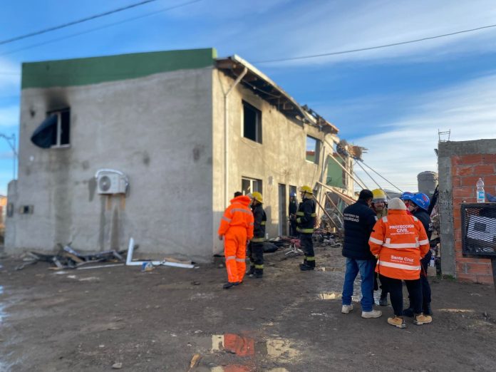 Trágica explosión en Santa Cruz: el gobierno provincial decretó tres días de duelo y ayudará a las familias afectadas