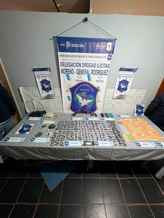 Allanaron un búnker narco en Moreno y un delincuente hirió a un policía con un revólver: hay tres detenidos