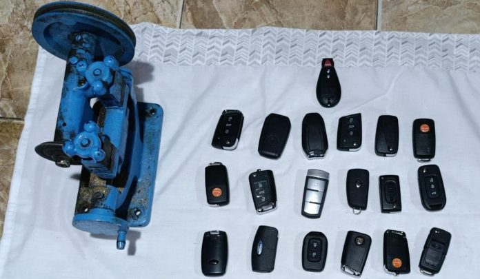 Cayó “la banda de las Hilux”: dictaron la prisión preventiva a tres delincuentes acusados de robar 25 camionetas 4×4