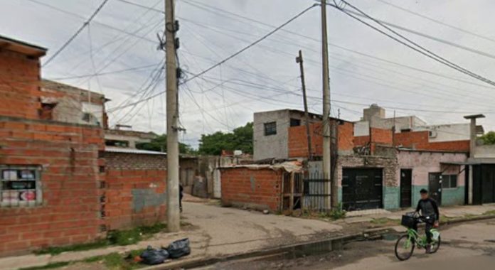 Crimen de un efectivo policial durante un tiroteo en Rosario: detuvieron a dos personas durante un megaoperativo