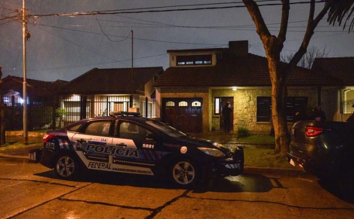 Detuvieron a un policía de la ciudad de Buenos Aires condenado a siete años de prisión por abuso sexual