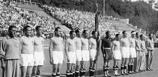 Dos árbitros expulsados, un juez que cenó con Benito Mussolini y una final polémica: la cara oculta del Mundial de 1934