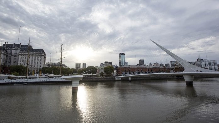 Junio comienza con temperaturas un poco más elevadas pero sigue la humedad