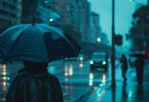 Llegan las lluvias y un frente frío, pero el tiempo mejora para el fin de semana en el AMBA