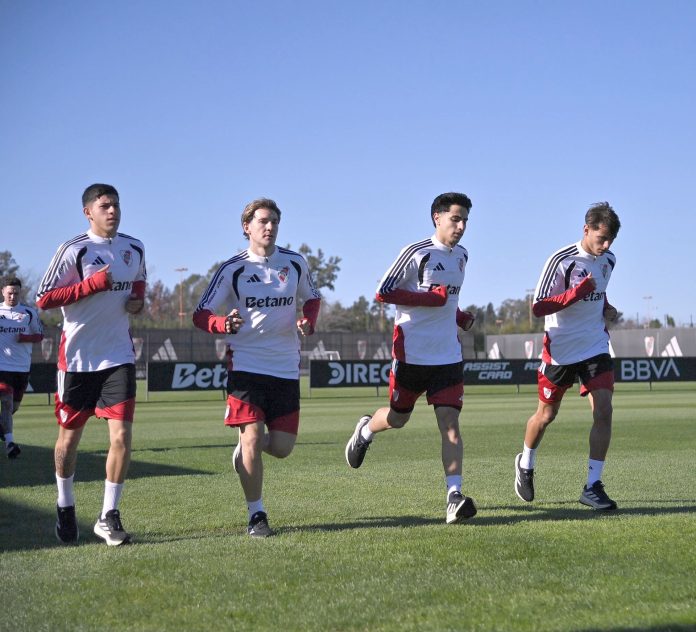 River viaja a España para la pretemporada: quiénes son los 19 sobrevivientes a la masiva limpieza y el único jugador de la Reserva