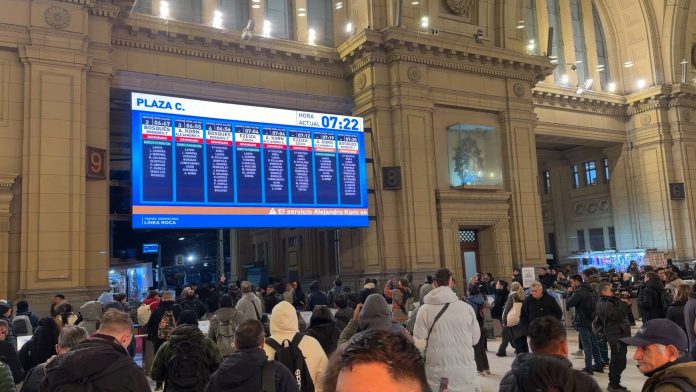 Suspendieron el servicio del Tren Roca por problemas eléctricos: hay cinco ramales afectados