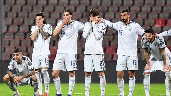 “Todos menos nosotros”: con Messi como protagonista, la contundente tapa de un medio italiano para anunciar el Mundial