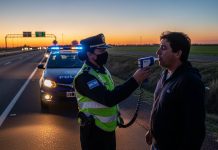 Un hombre de 69 años dio positivo en un control de alcoholemia y dijo que era por la medicación