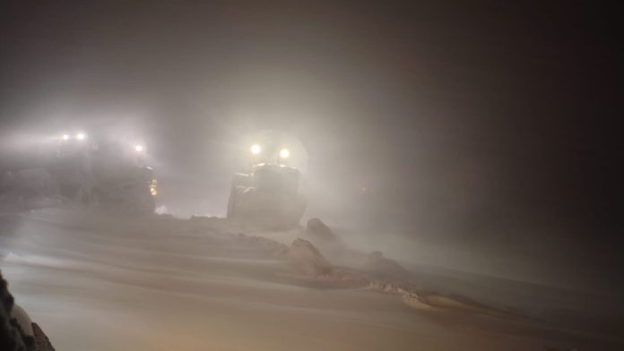 Al menos cinco trabajadores mineros permanecen atrapados en la puna de Catamarca por una tormenta de nieve