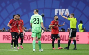 Contundente respaldo de la FIFA tras las críticas a los árbitros de Argentina-Egipto: “Las acusaciones infundadas no tienen cabida”