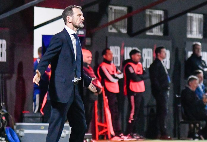 El duro discurso de Arruabarrena tras la goleada que Boca sufrió ante Riestra: “Este mazazo fue un baño de realidad”