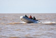 Hallaron un cuerpo en la costa de Uruguay e investigan si es uno de los pescadores desaparecidos en el Río de La Plata